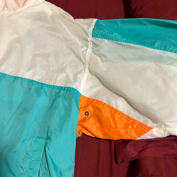 Oversized Windbreaker - Picture 4 of 7